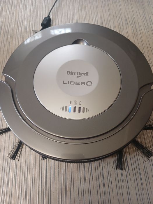 Робот пилосос побутовий Dirt Devil LIBERO