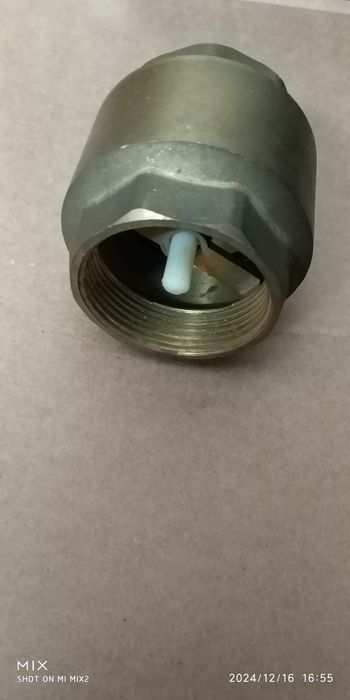 Sprzedam częsci hydrauliki