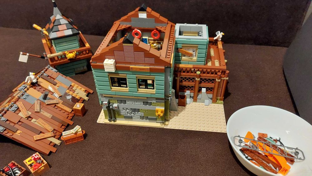 KLOCKI Ideas 21310 Stary sklep wędkarski