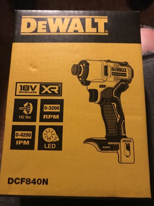 DeWALT Zakretarka do kół 18V