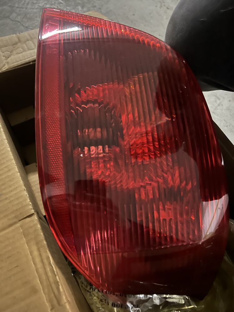 Farol de peugeout 307