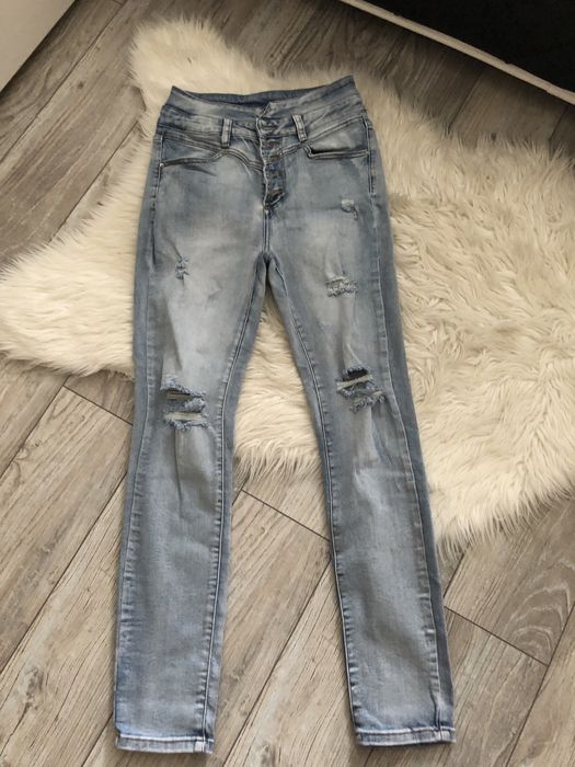 Nowe spodnie jeans wysoki stan L