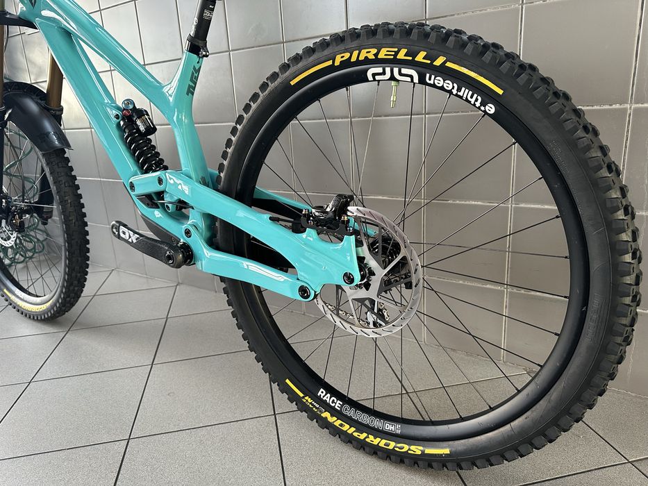 Rower zjazdowy DH YT Tues Core 4 2023 Large 29 bardzo zadbany