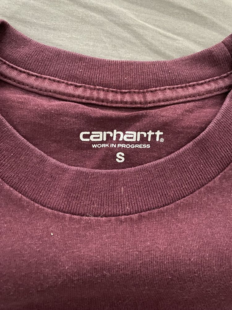 T shirt carhartt bordo usada