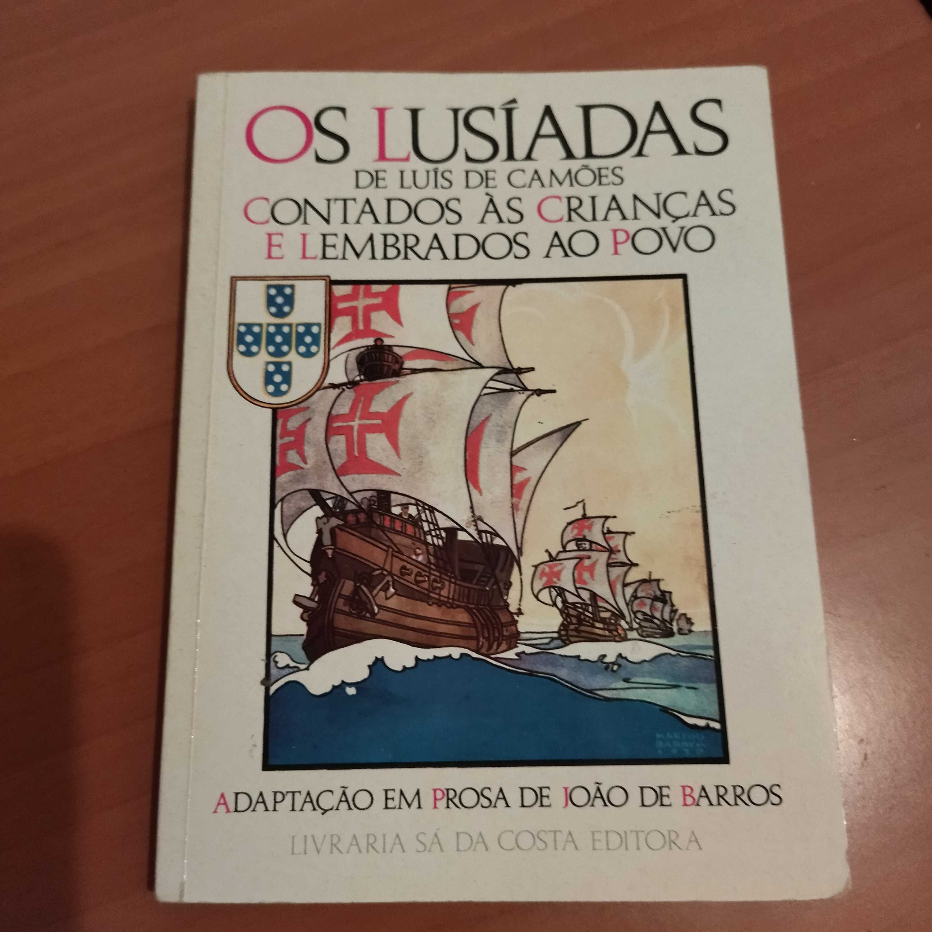 Vendo livros em contexto escolar