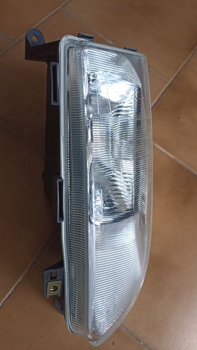 Farol direto Citroën berlingo 97