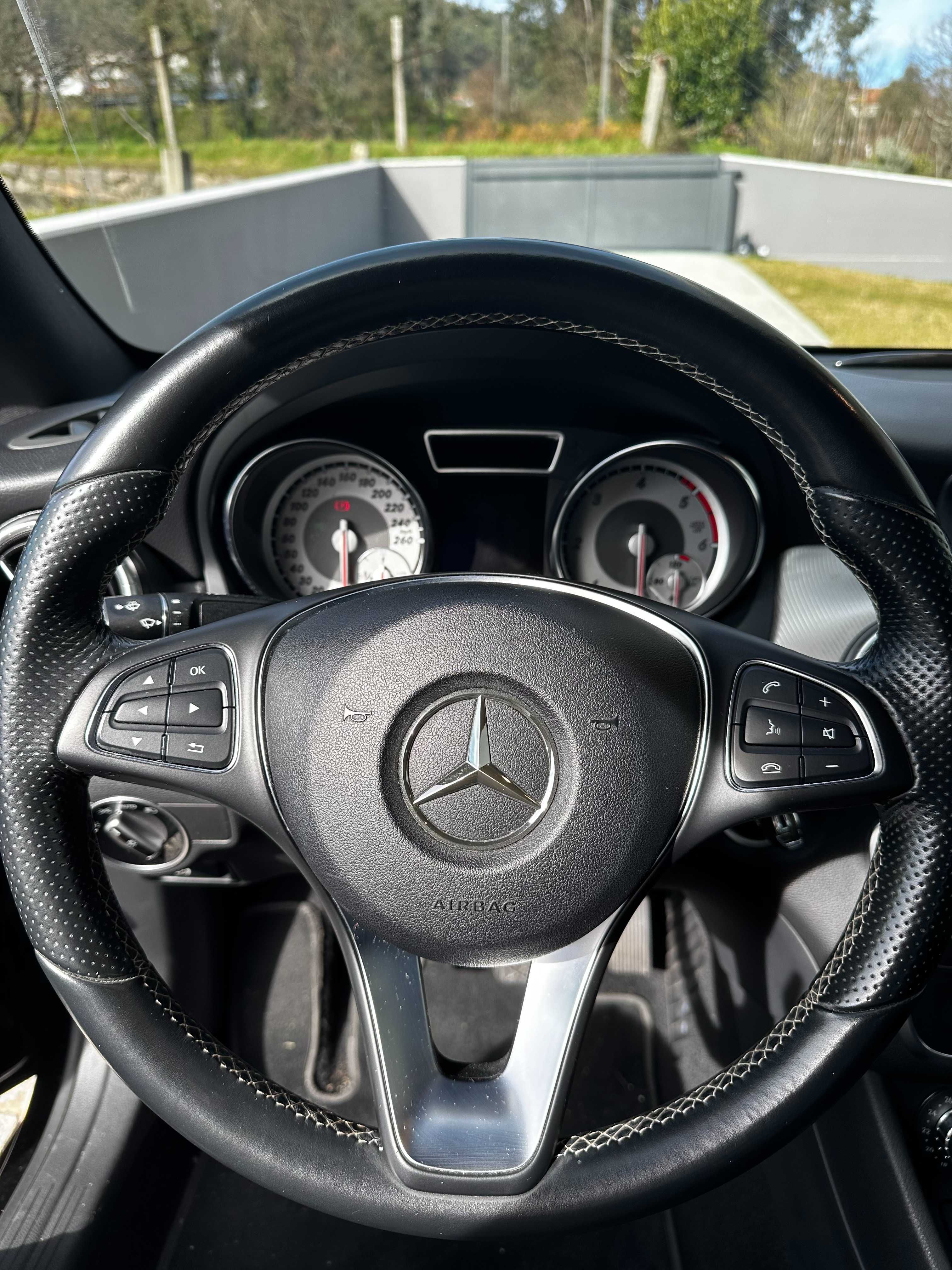 Mercedes-Benz CLA 180