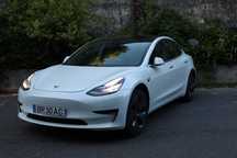 Tesla Model 3 Standard RWD Plus 2019 - IVA Dedutível