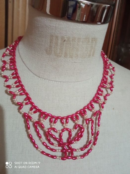 Colar, pulseira e brincos