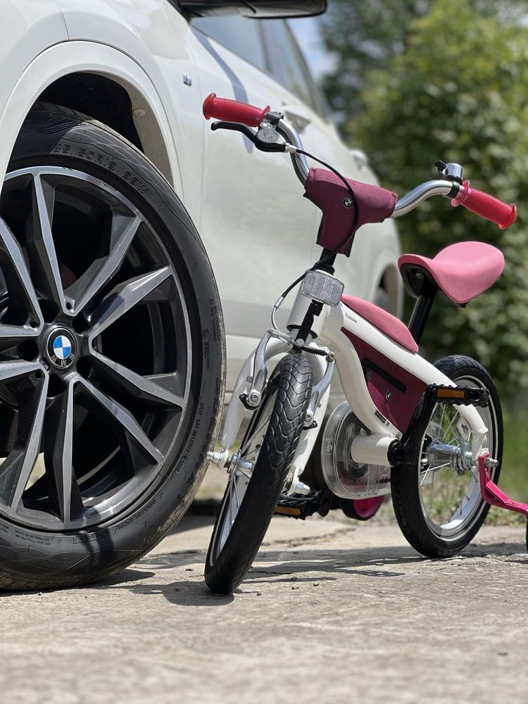 Велосипед/ Велобіг BMW