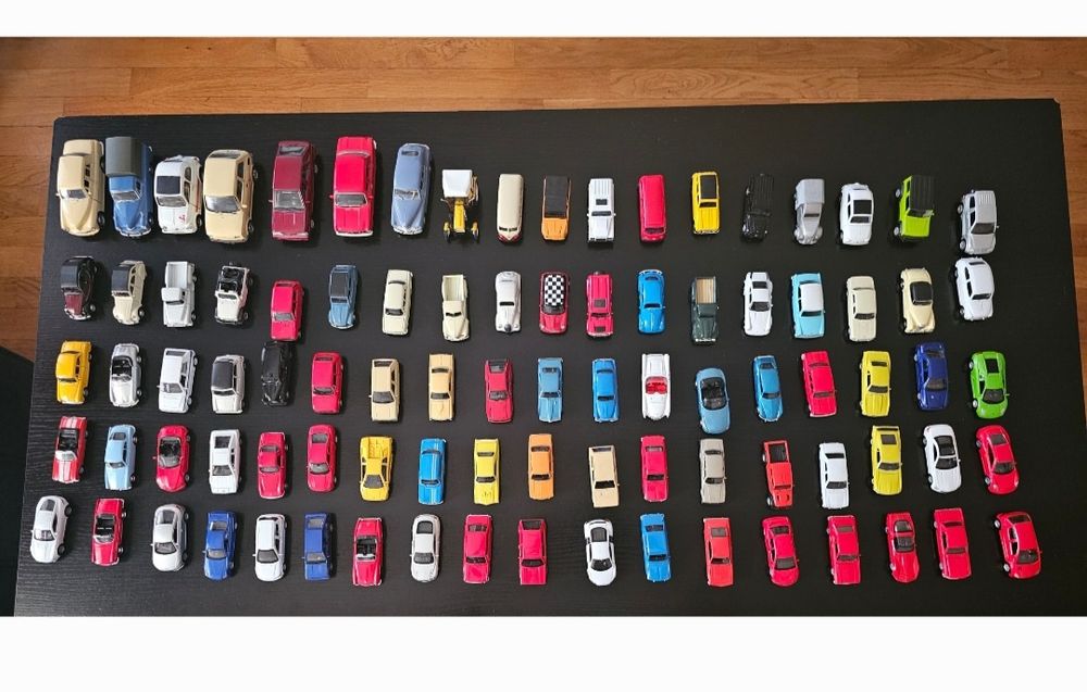 Sprzedam samochodziki zabawki