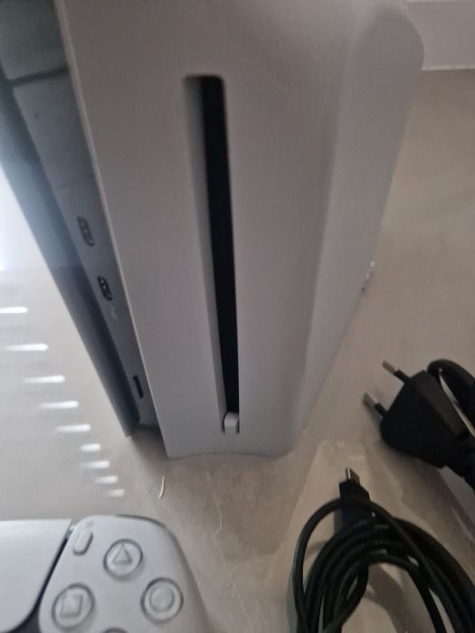 Playstation 5 Slim 1tb ssd + Pad Napęd  ps5 Okablowanie  Zestaw