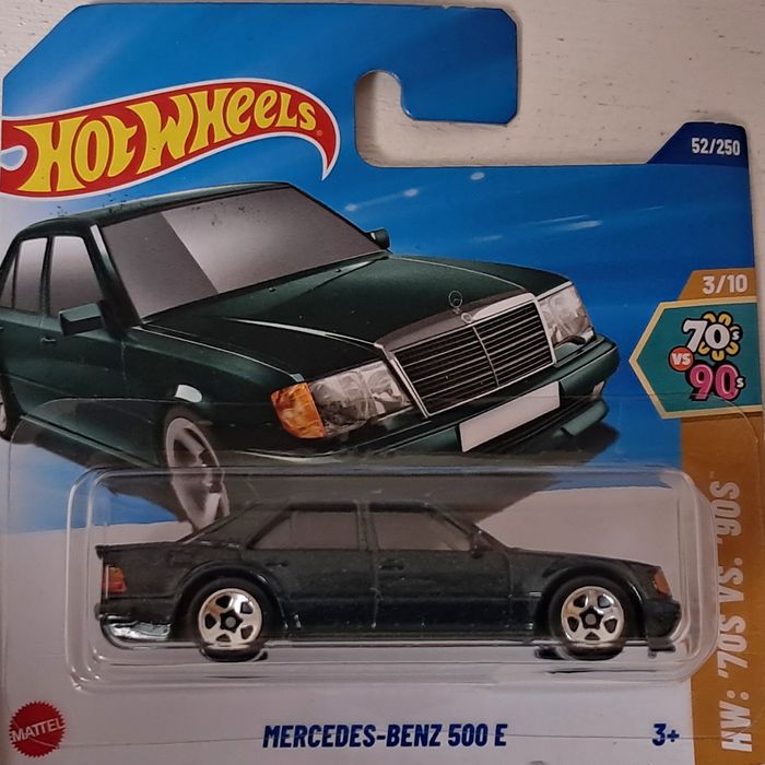 Продам hotwheels mersedes-Benz 500e