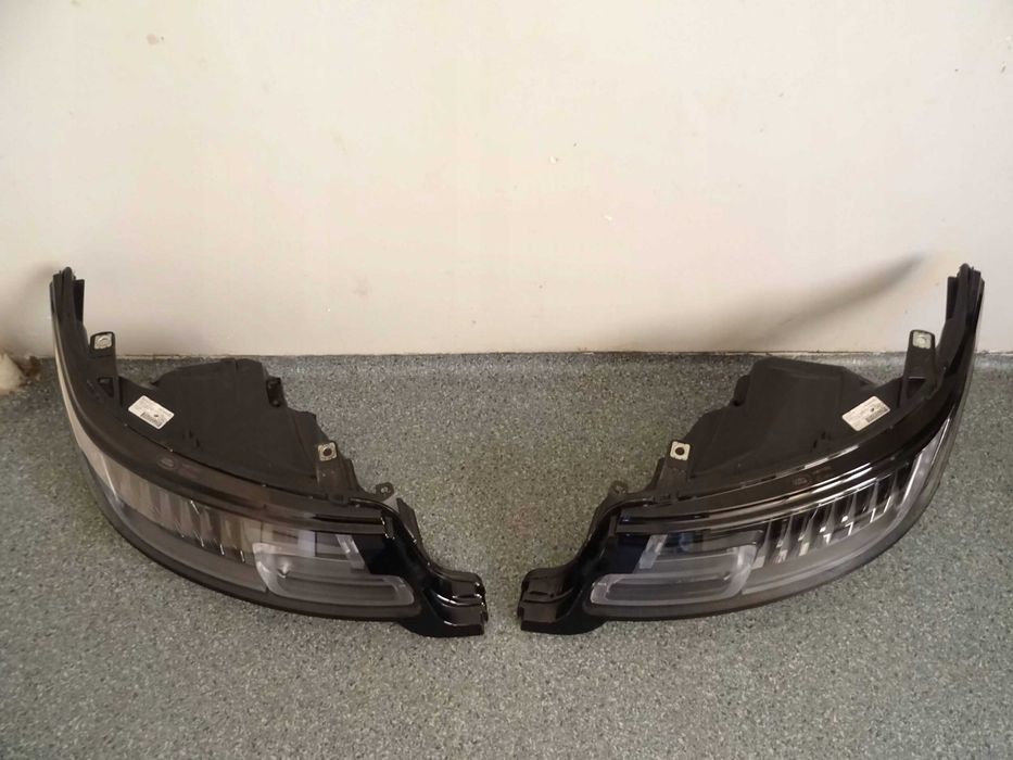 RANGE ROVER Sport L494 Фари передні