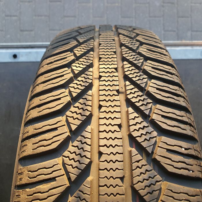 2x 165/60R15 77T Semperit Master-Grip 2 / 2x 8-7mm