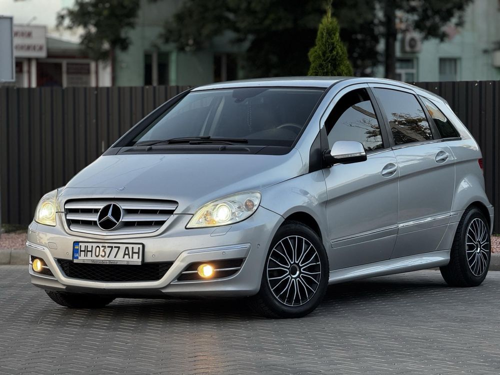 Продам Mercedes B-класса 2010 г. 1.7 Автомат 7 передач
