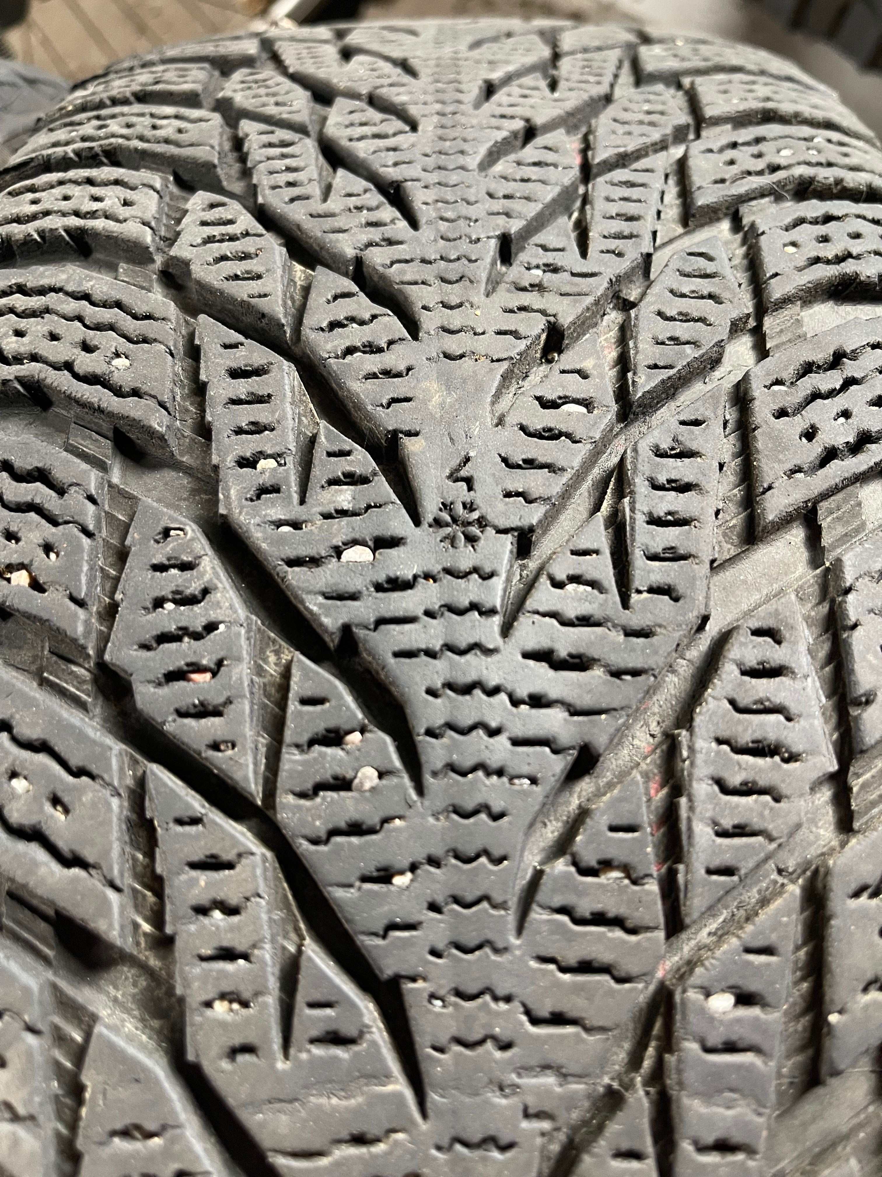 Nokian HAKKAPELIITTA P3 Зимние шины 205/55/16.