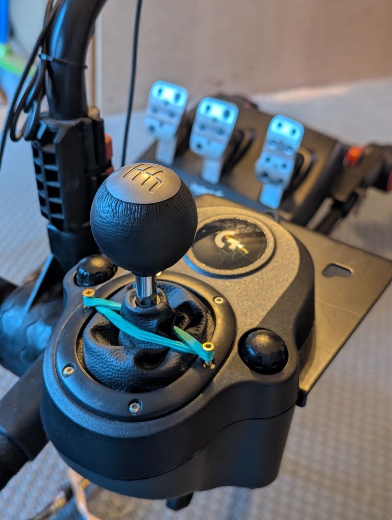 Simracing NLR Next Level Racing F-GT Logitech G29 shifter PC PS4