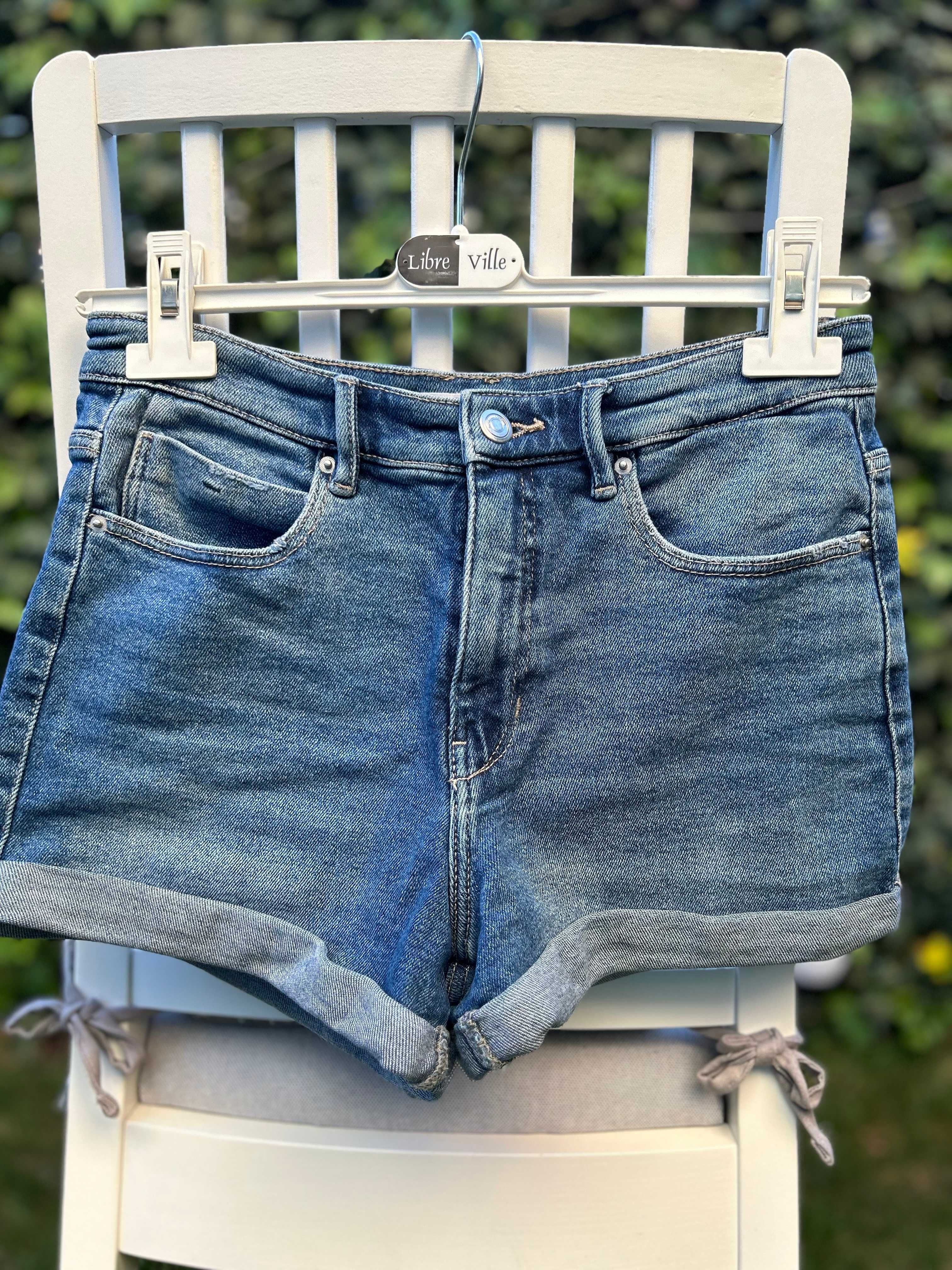 Krótkie jeasnowe spodenki Denim 38