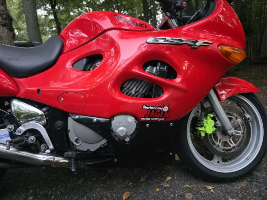 сузукі катана 600