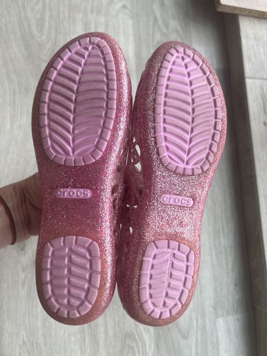 Чудові балетки Crocs!