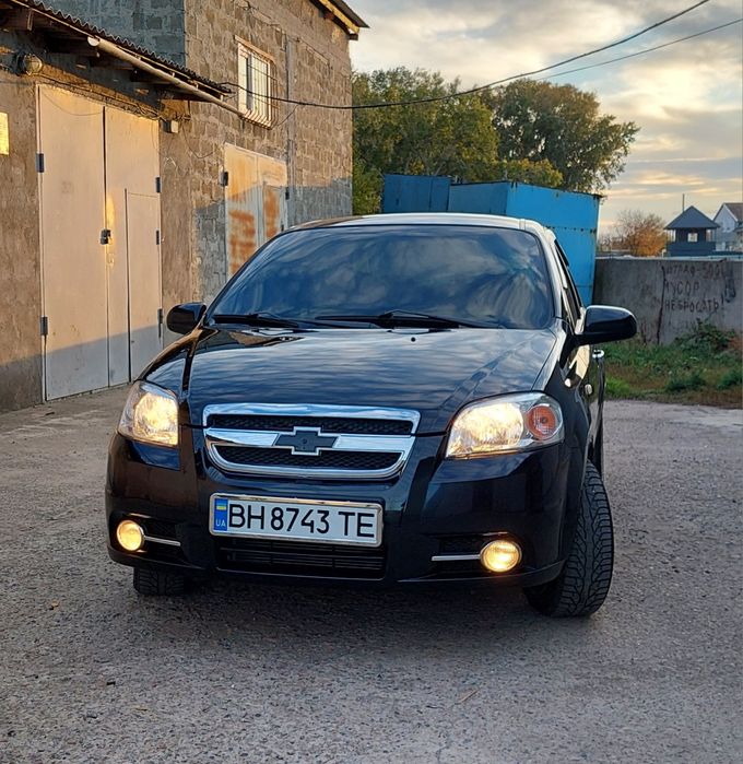 Chevrolet Aveo LS 1.5 газ/бензин