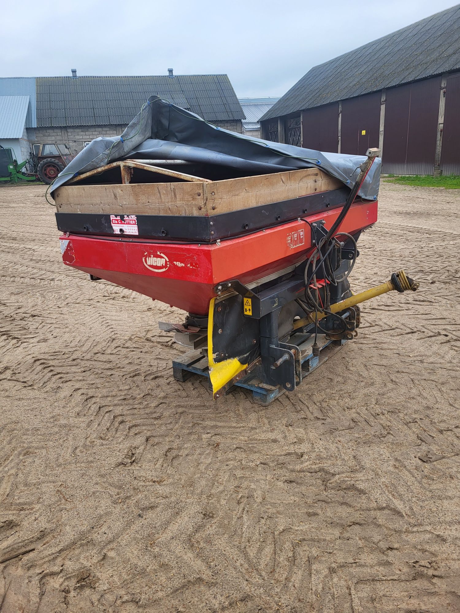 Rozsiewacz Kuhn MDS 935 Vicon RS-M MDS 1121