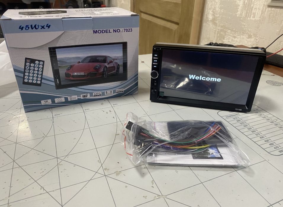 Продам автомагнітолу