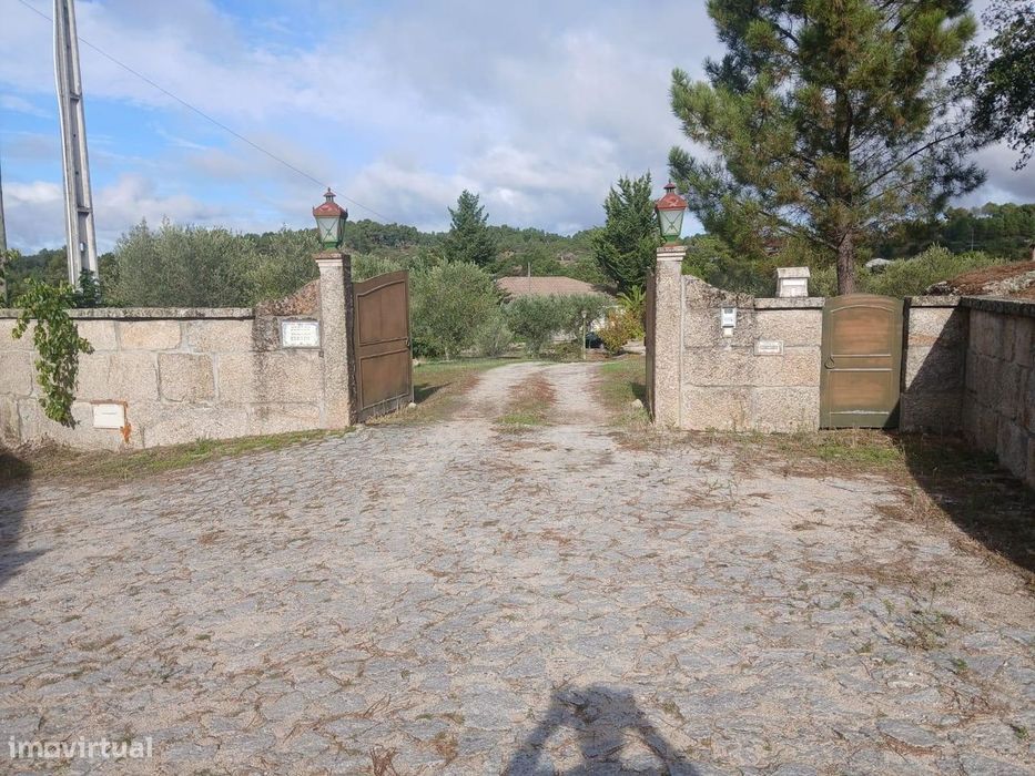 Excelente Oportunidade, Quinta, com 2 Pisos, em Vila Real, Valpaços