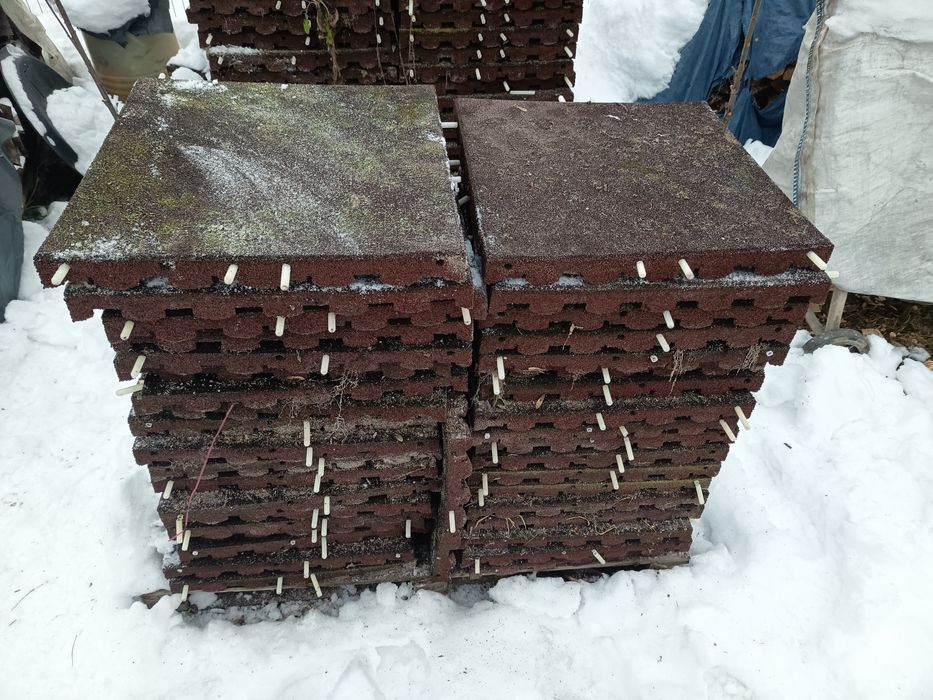 Płyty gumowe na plac zabaw