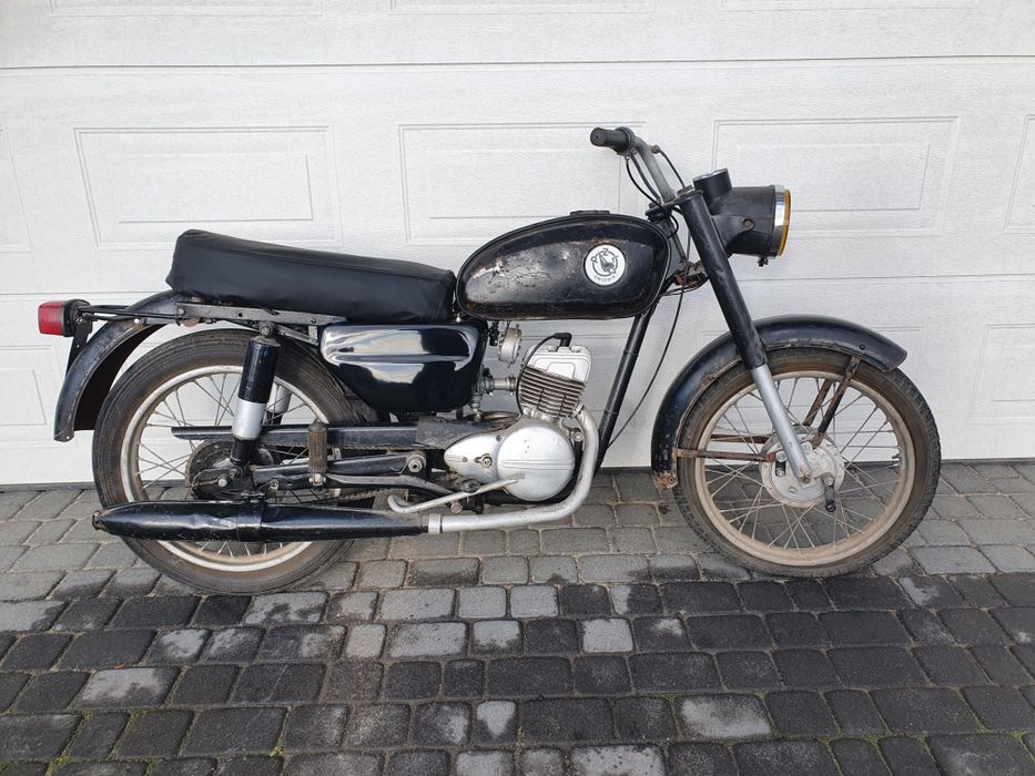 Wsk 125 zgodna numerycznie sprawna odpala jeździ