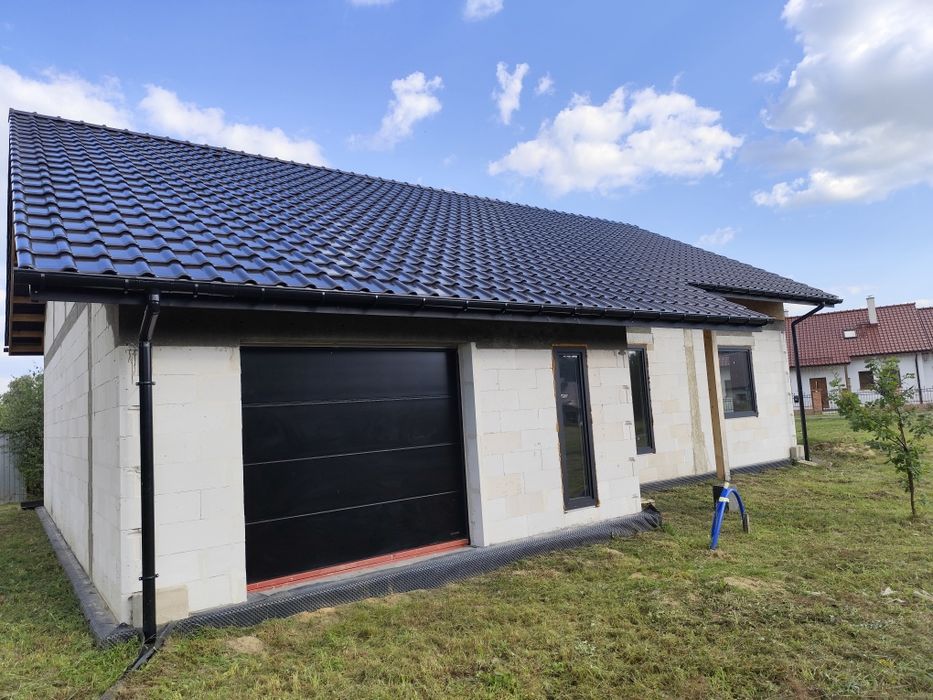 Dom w stanie surowym zamkniętym