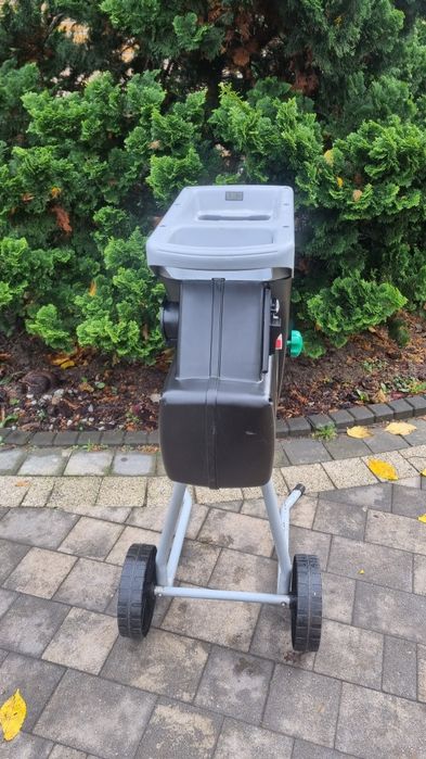 Rozdrabniacz do gałęzi frezowy Gardol 2500 watt rebak