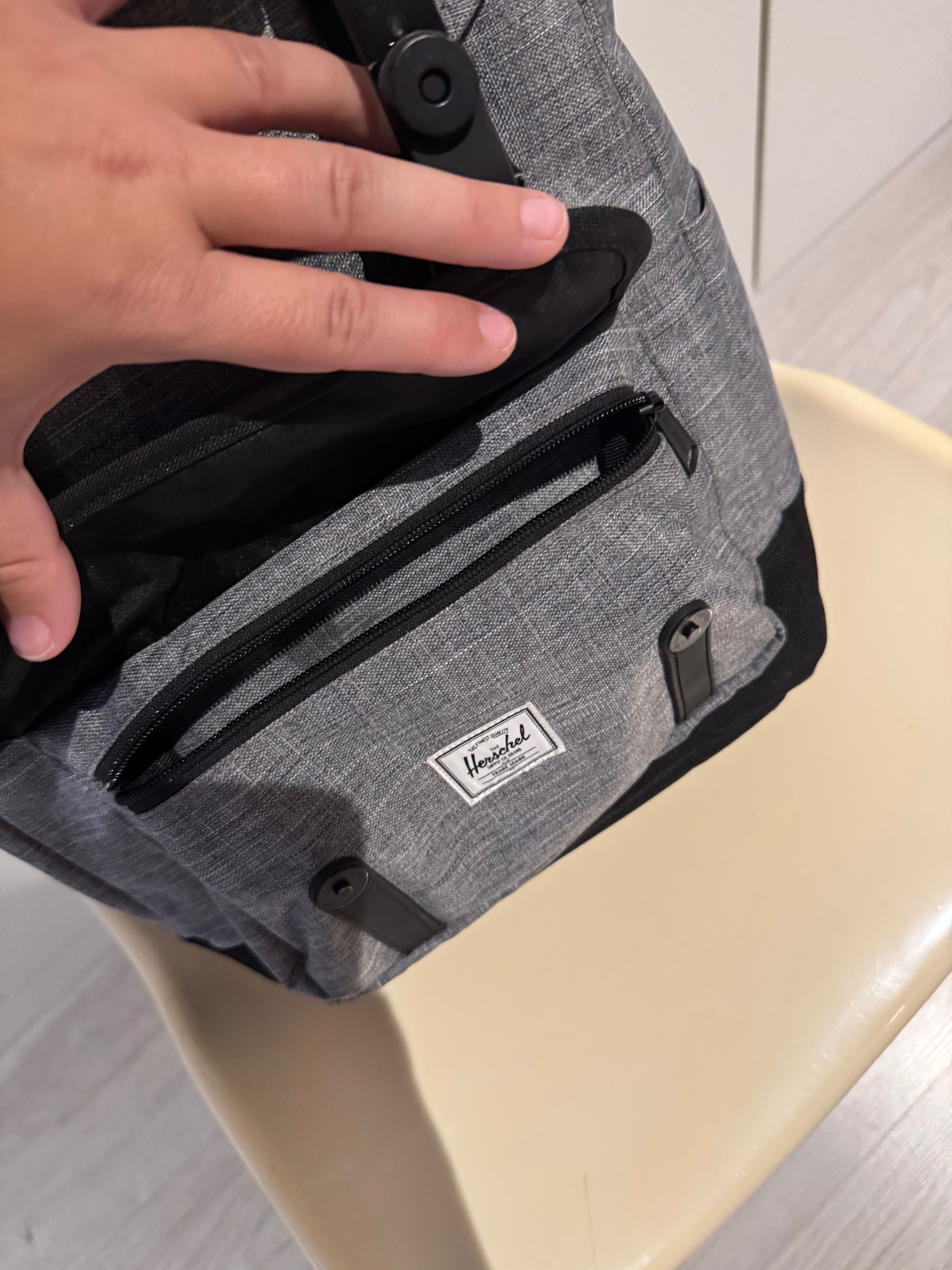Mochila Herschel Little America Pro Original