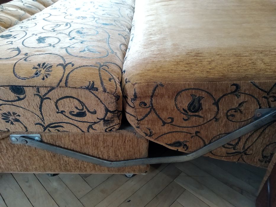 Розкладний диван