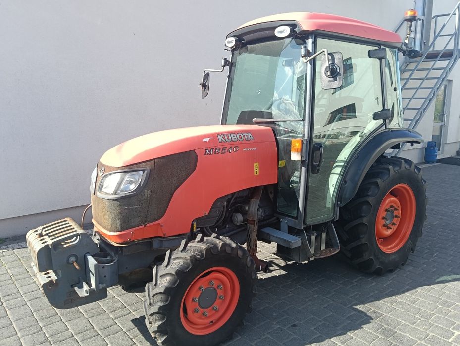 Kubota M8540N Sadowniczy napęd 4x4 kab