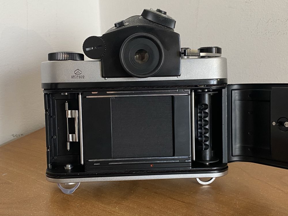 Aparat analogowy średnioformatowy Kiev 6c TTL | Dużo dodatków
