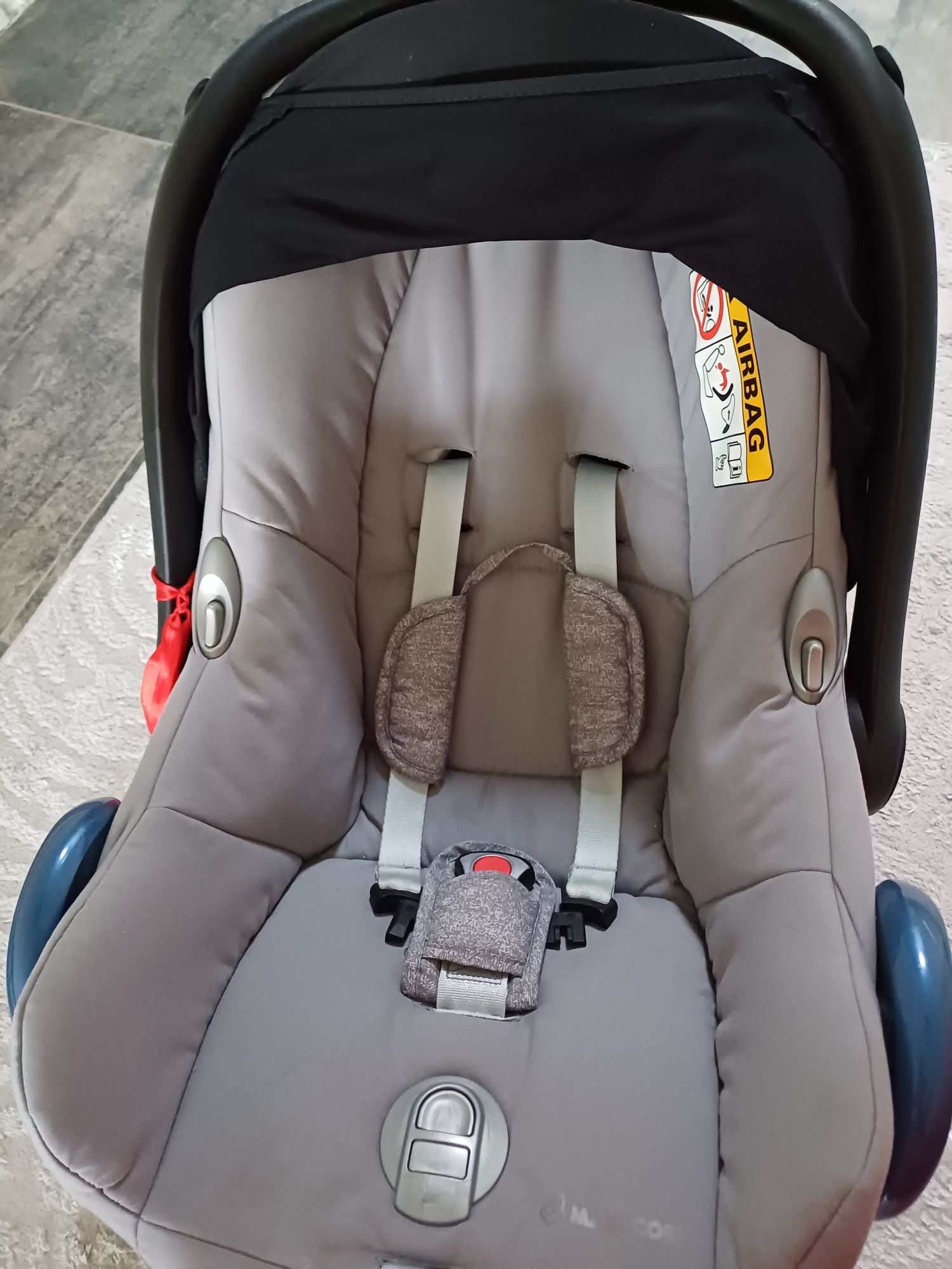 Fotelik Maxicosi+baza ISOfix+wkładka dla niemowląt