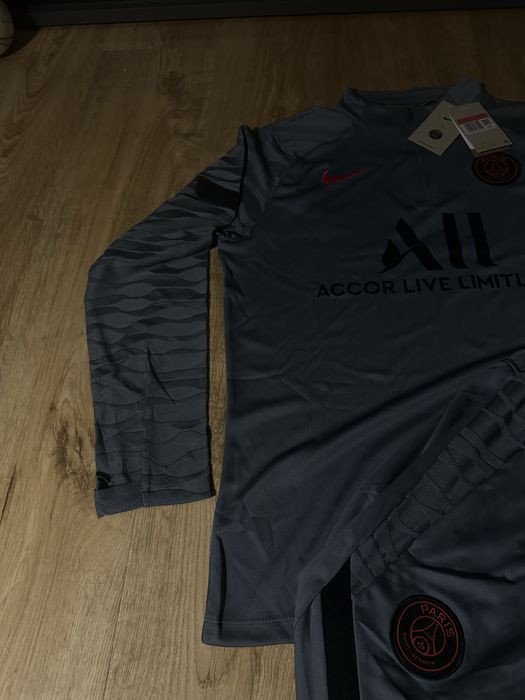 Nowy Dres Nike Psg