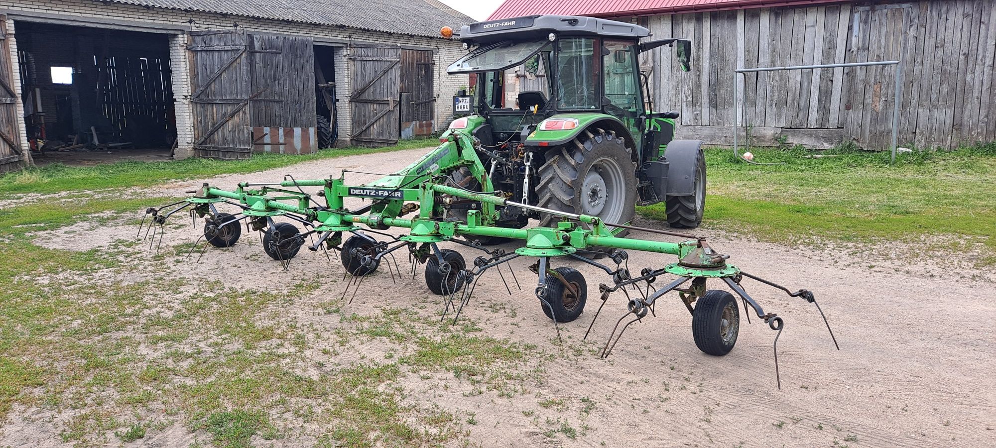 Przetrząsacz DEUTZ=FAHR KH 2.76 hydro-super