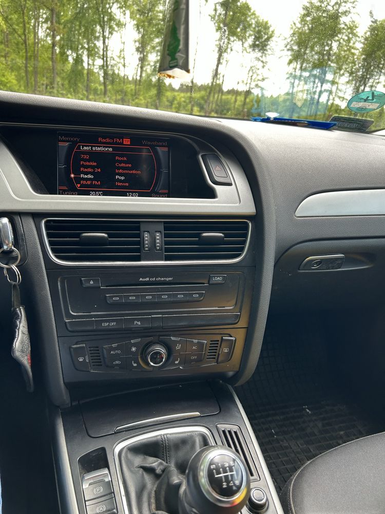 Sprzedam Audi A4b8 3.0 tdi 240 km