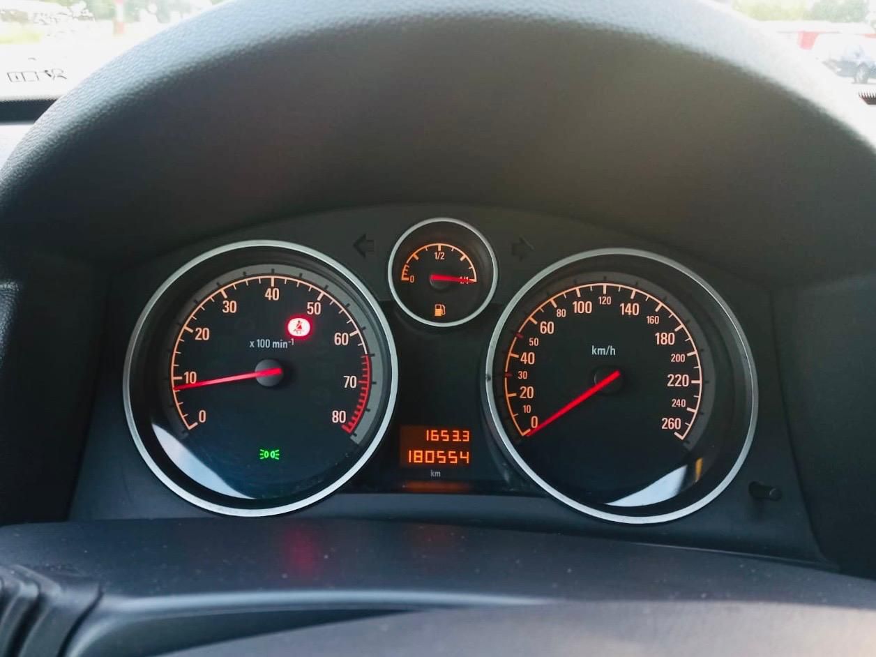 Opel Astra H 1.6 benzyna Eco tec klimatyzacja