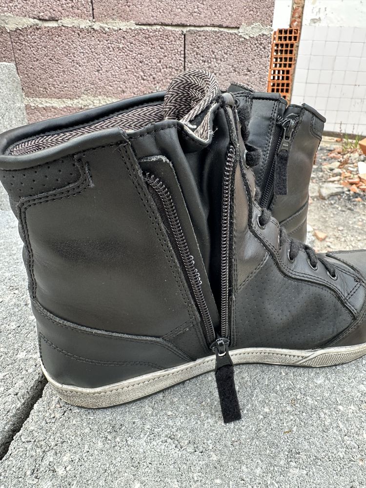 Botas para mota impermeáveis