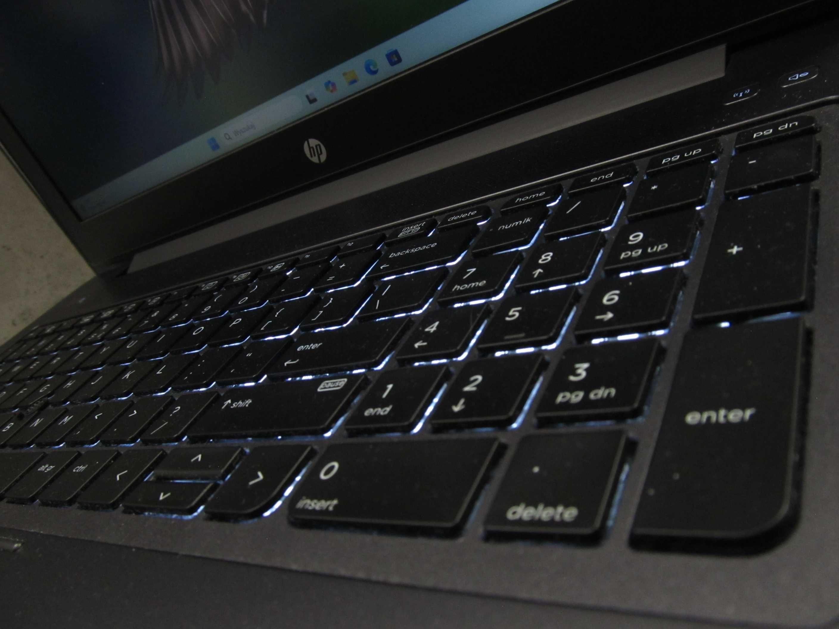Laptop HP Zbook 15 G4 i7 7700HQ ram 32GB dysk 512SSD NVIDIA QUADRO FHD