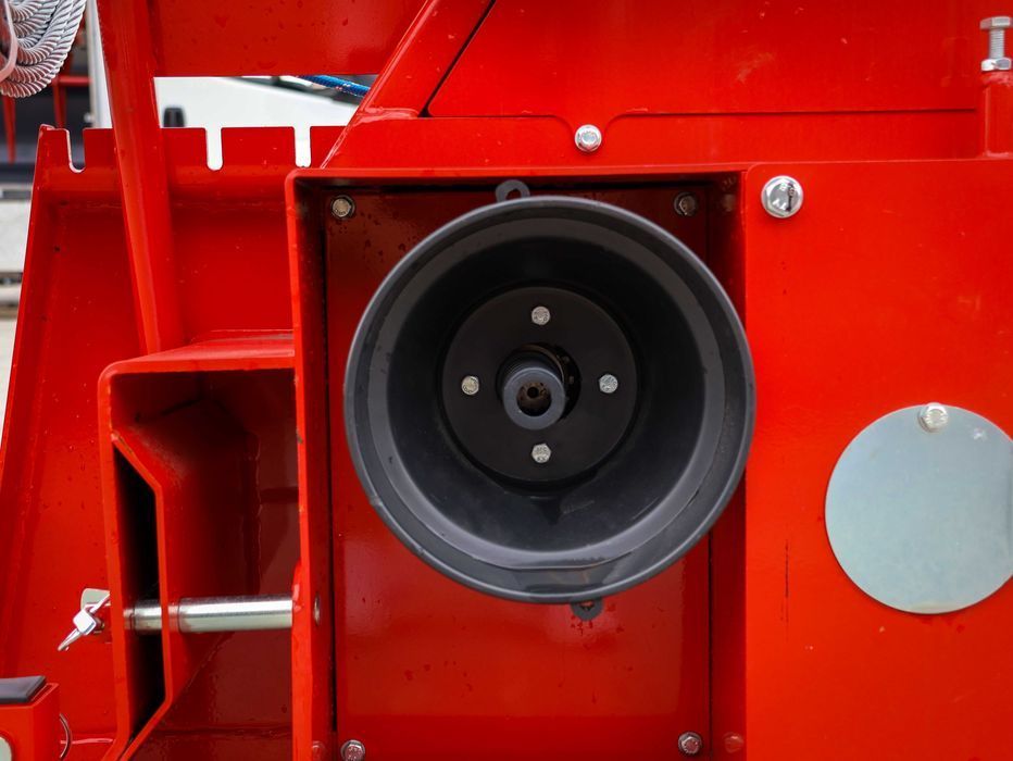 Wyciągarka Leśna 4 Tony – do drewna drzewa kłód wciągarka leśna lasu