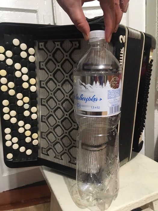 Баян Готово-виборний "Школьник2"_дуже компактний у відмінному стані