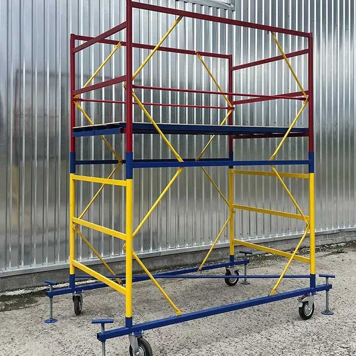 Строительные леса. Будівельне риштування. Вишка тура. Помост. Мастерок