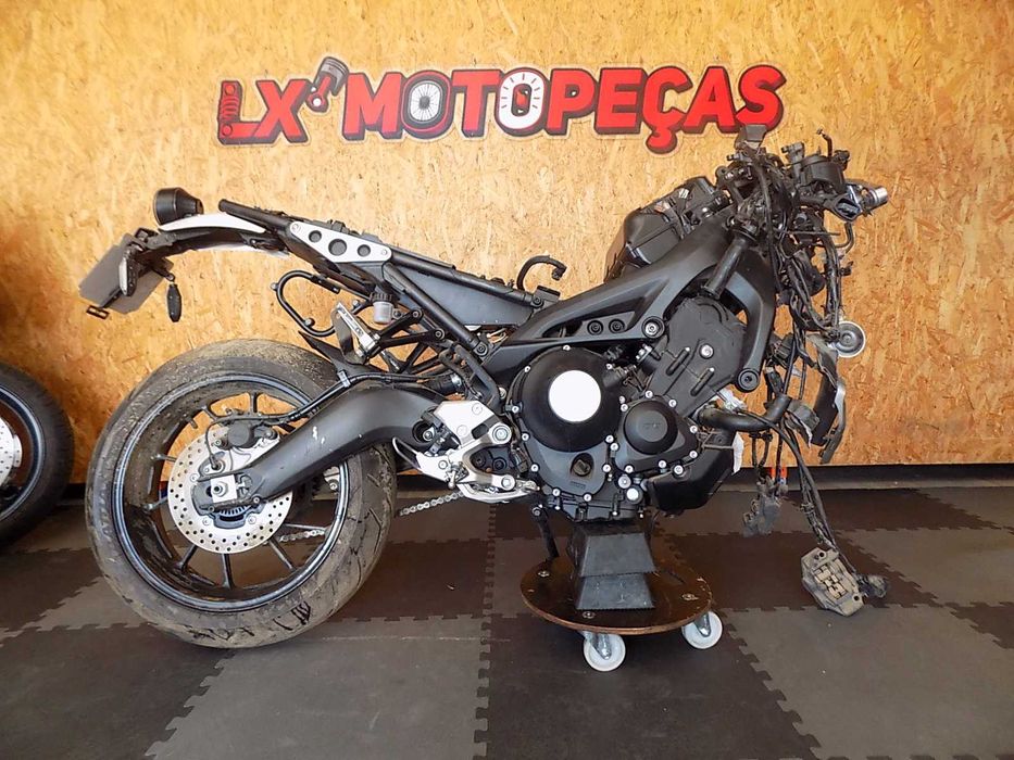 Yamaha Xsr 900 ano 2019 para peças.