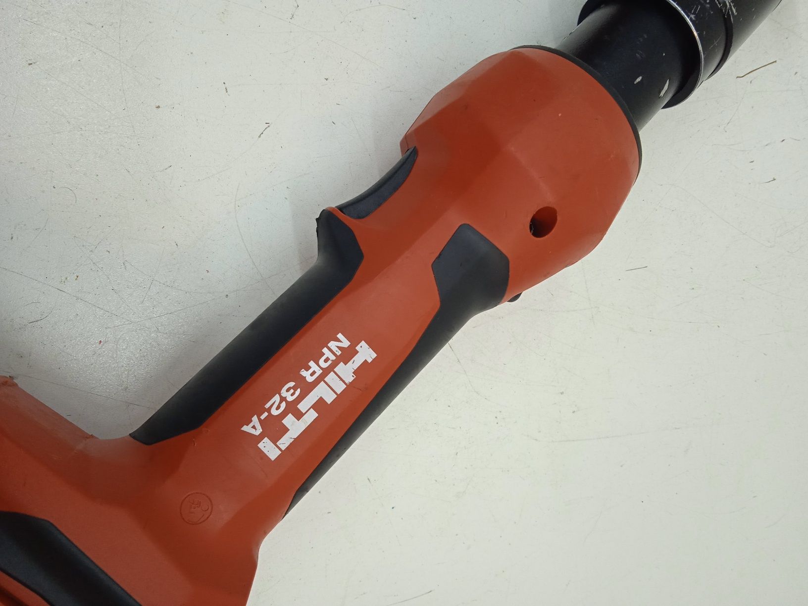 Hilti NPR 32-A Zaciskarka Prasa Akumulatorowa 2x2,6Ah 2019.11