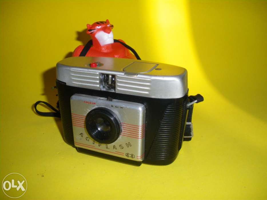 Máquina Fotográfica Vintage – Agilux Agiflash 44